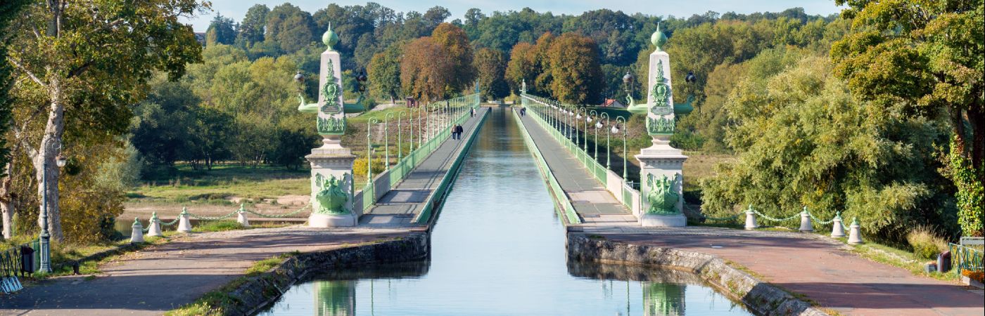 Pont-canal de Briare au-dessus de la Loire