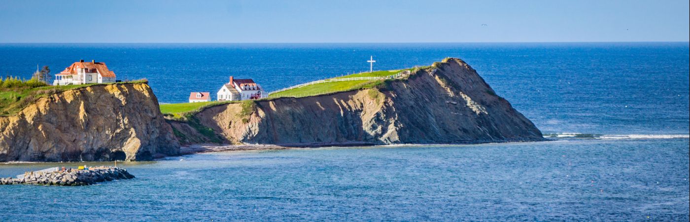 Cap Mont Joli dans la baie de Percé