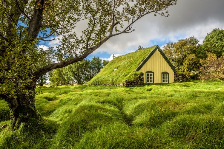 Eglise dans le parc de Skaftafell